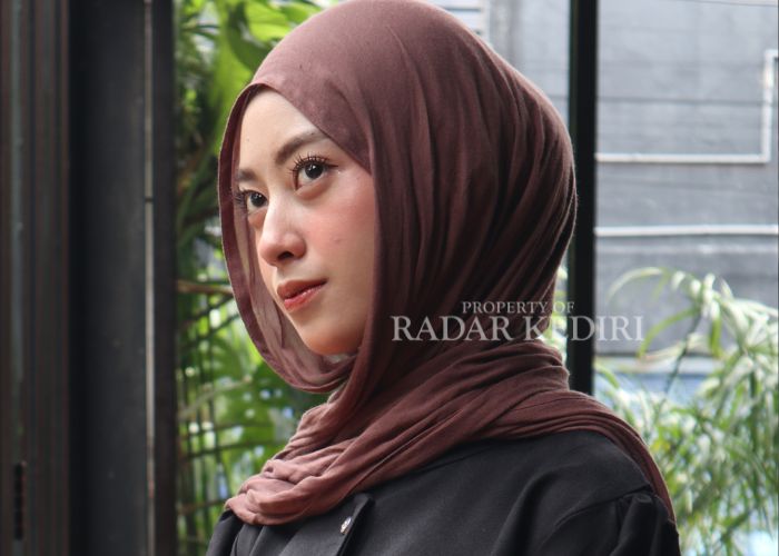 FLAWLESS: Salah satu makeup yang terlihat flawless tanpa menor.