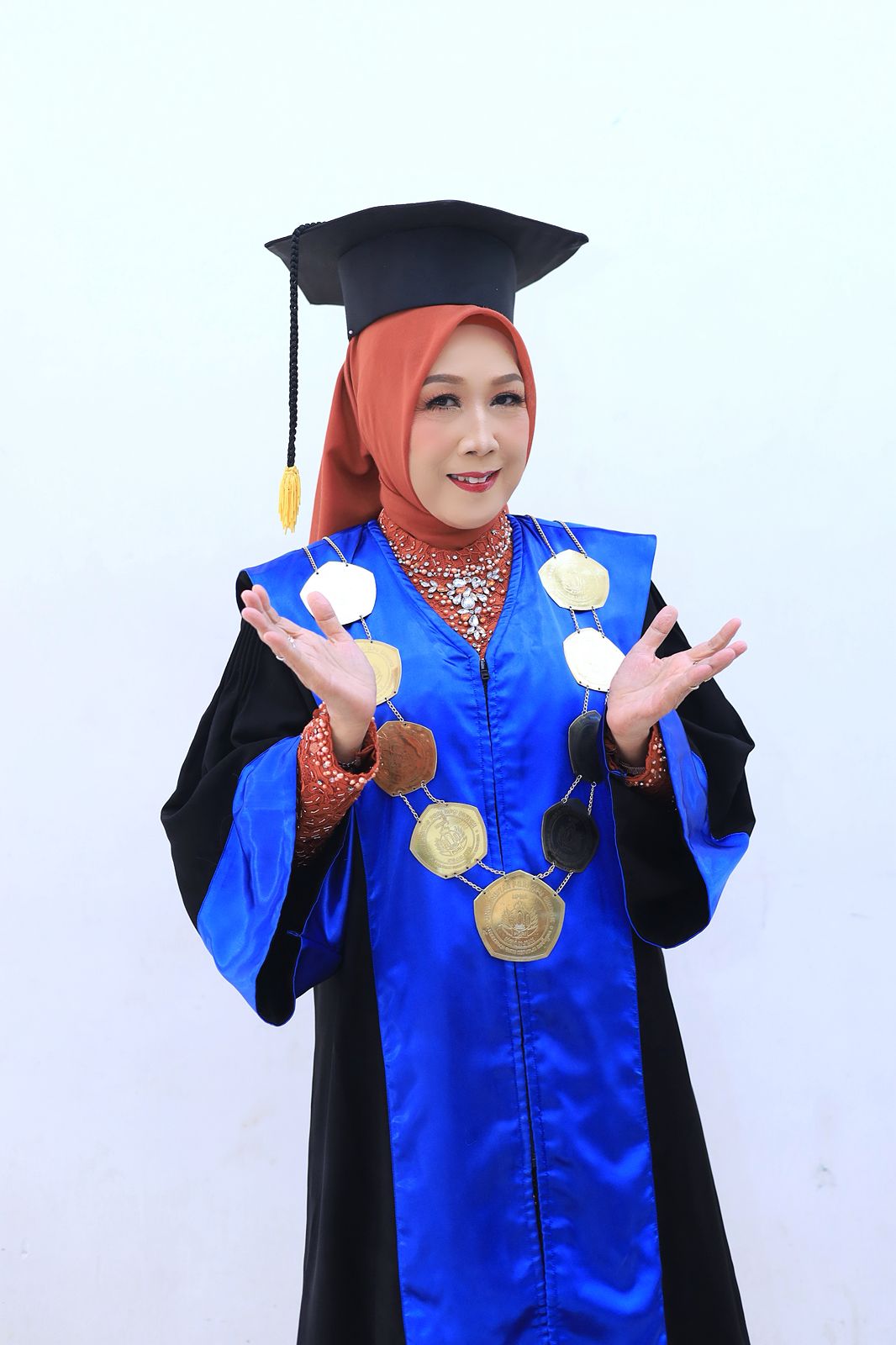 Dr Vera Septi
