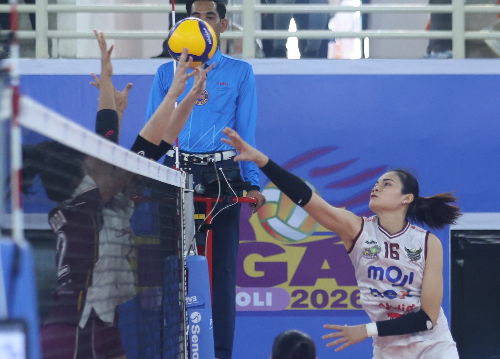 Bandung BJB Tandamata melawan Medan Falcons dalam laga lanjutan Proliga 2026.