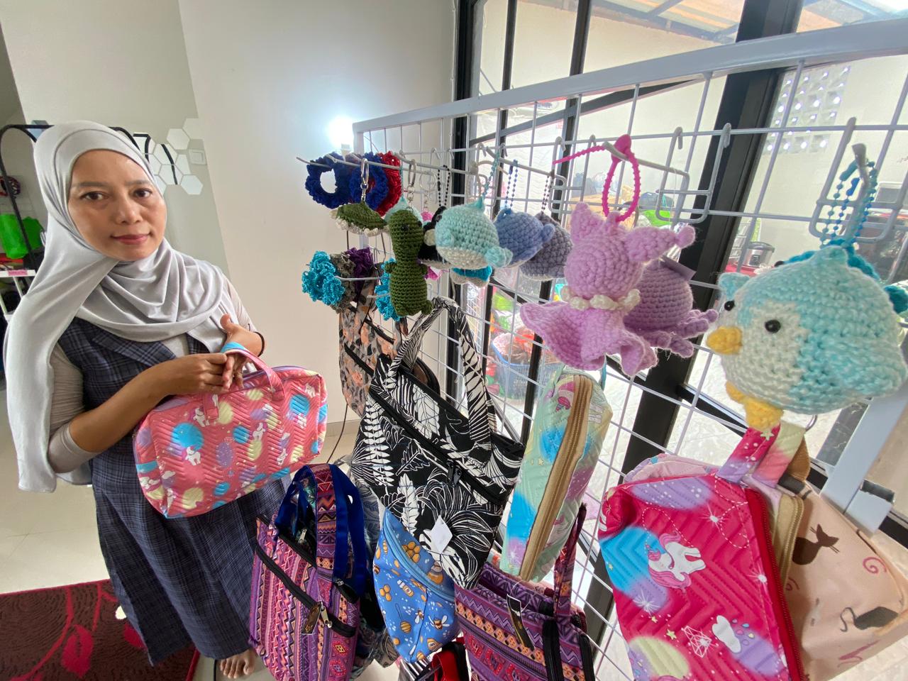 Silvianita Hananda, Awalnya Cuma Survival Mode Kini Mampu Pasarkan Rajutan hingga ke Luar Negeri.