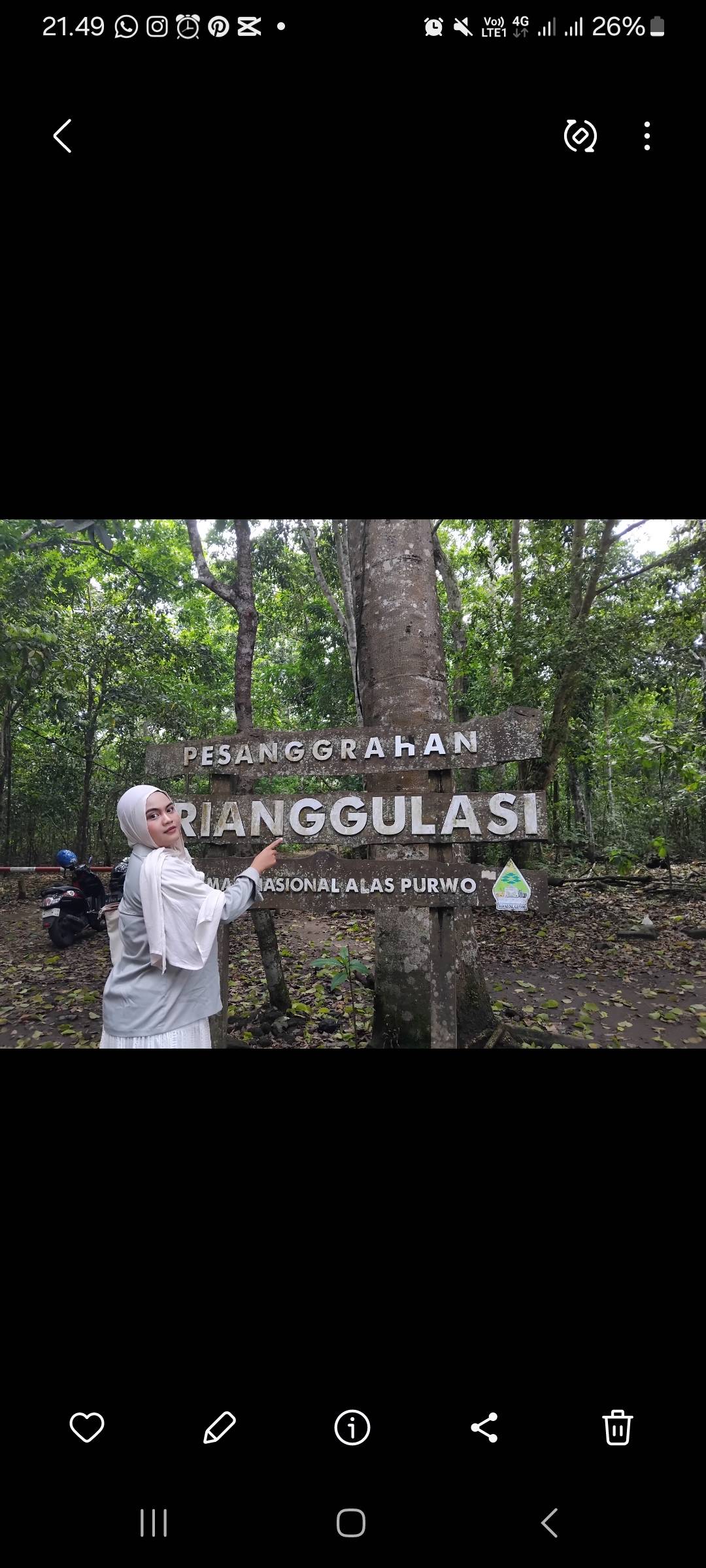 Pengunjung di taman nasional alas purwo (Diana Yunita Sari/JPRK)