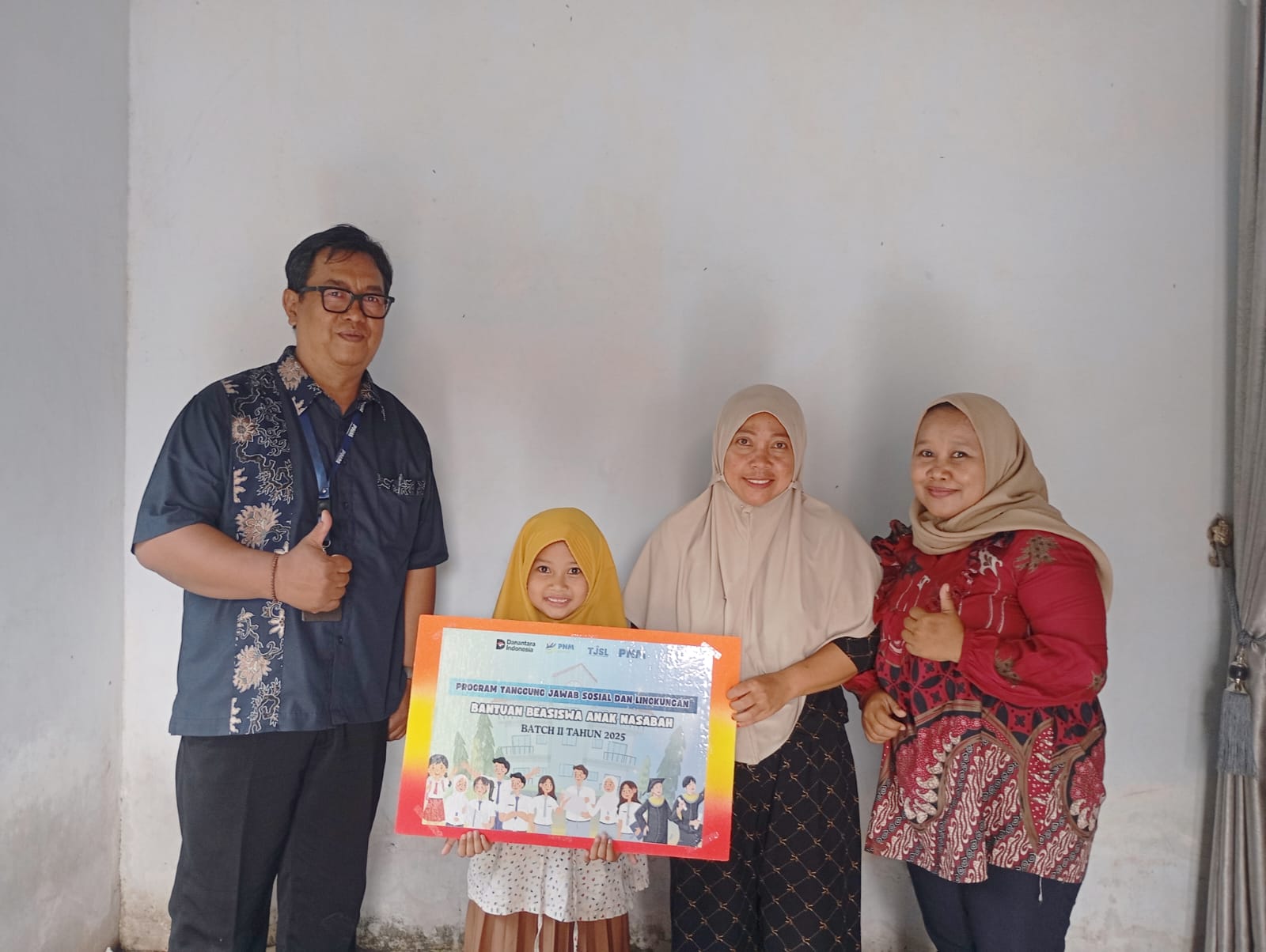 Pendidikan kerap disebut sebagai salah satu kunci utama dalam memutus rantai kemiskinan antargenerasi. Berangkat dari semangat tersebut, Permodalan Nasional Madani (PNM) lembaga keuangan yang berfokus