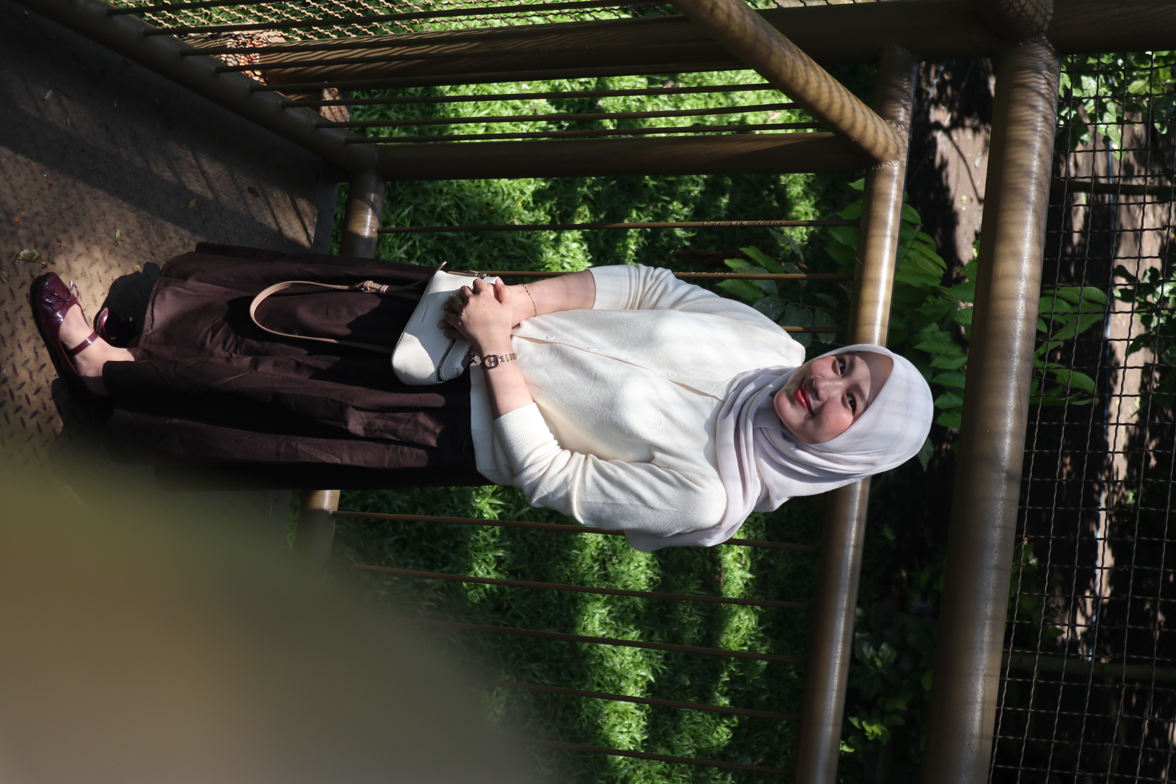 Tampil Stylish dengan Cardigan.