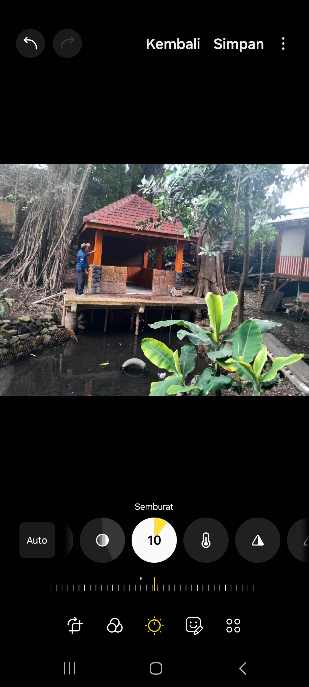Punden dan Sumber Lomendrik di Desa Brenggolo Plosoklaten (Diana Yunita Sari)