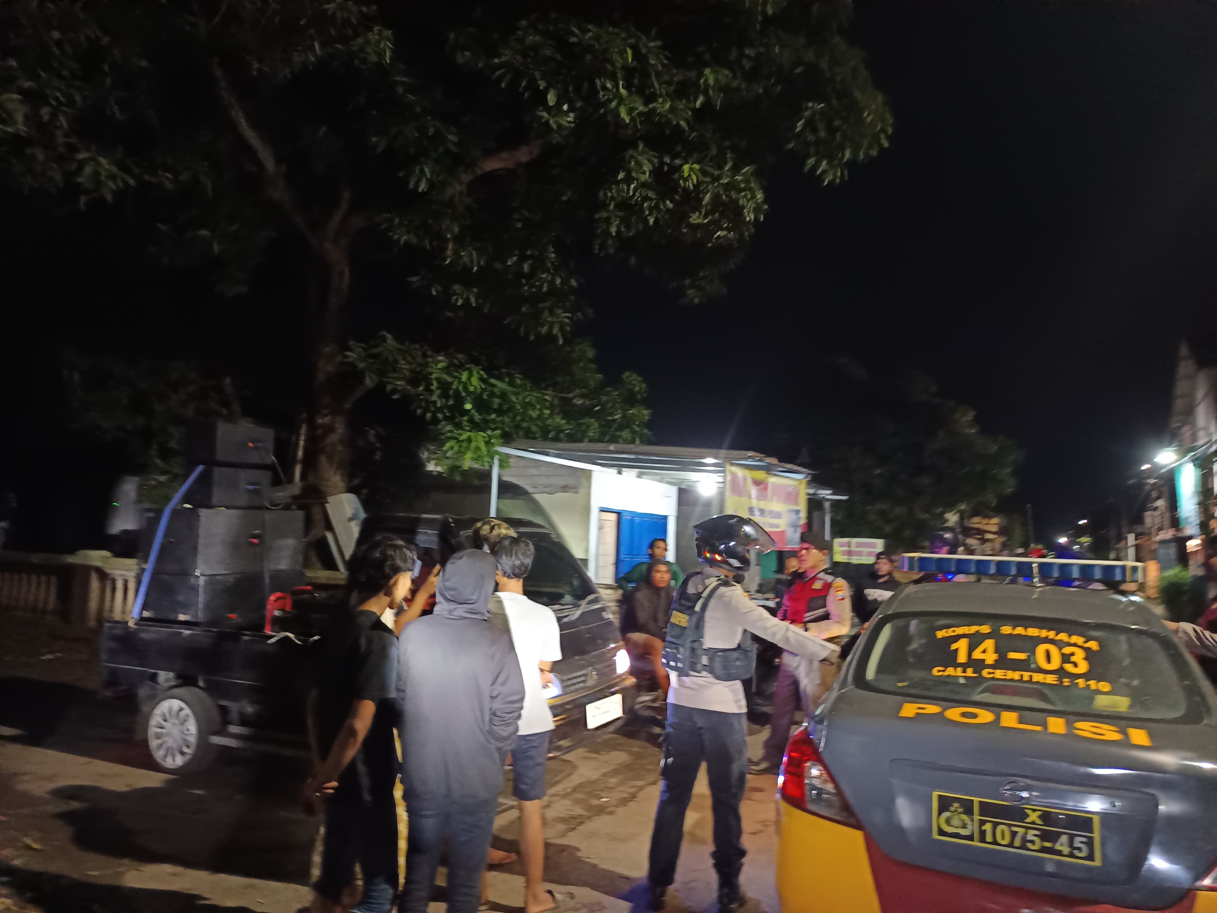 Polisi bubarkan SOTR di Kecamatan Grogol, Kabupaten Kediri yang diinisiasi oleh belasan remaja. 