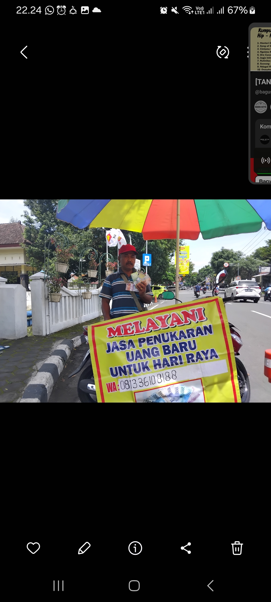 Jasa penukaran uang baru di Jalan PK. Bangsa Kota Kediri (Diana Yunita/JPRK)
