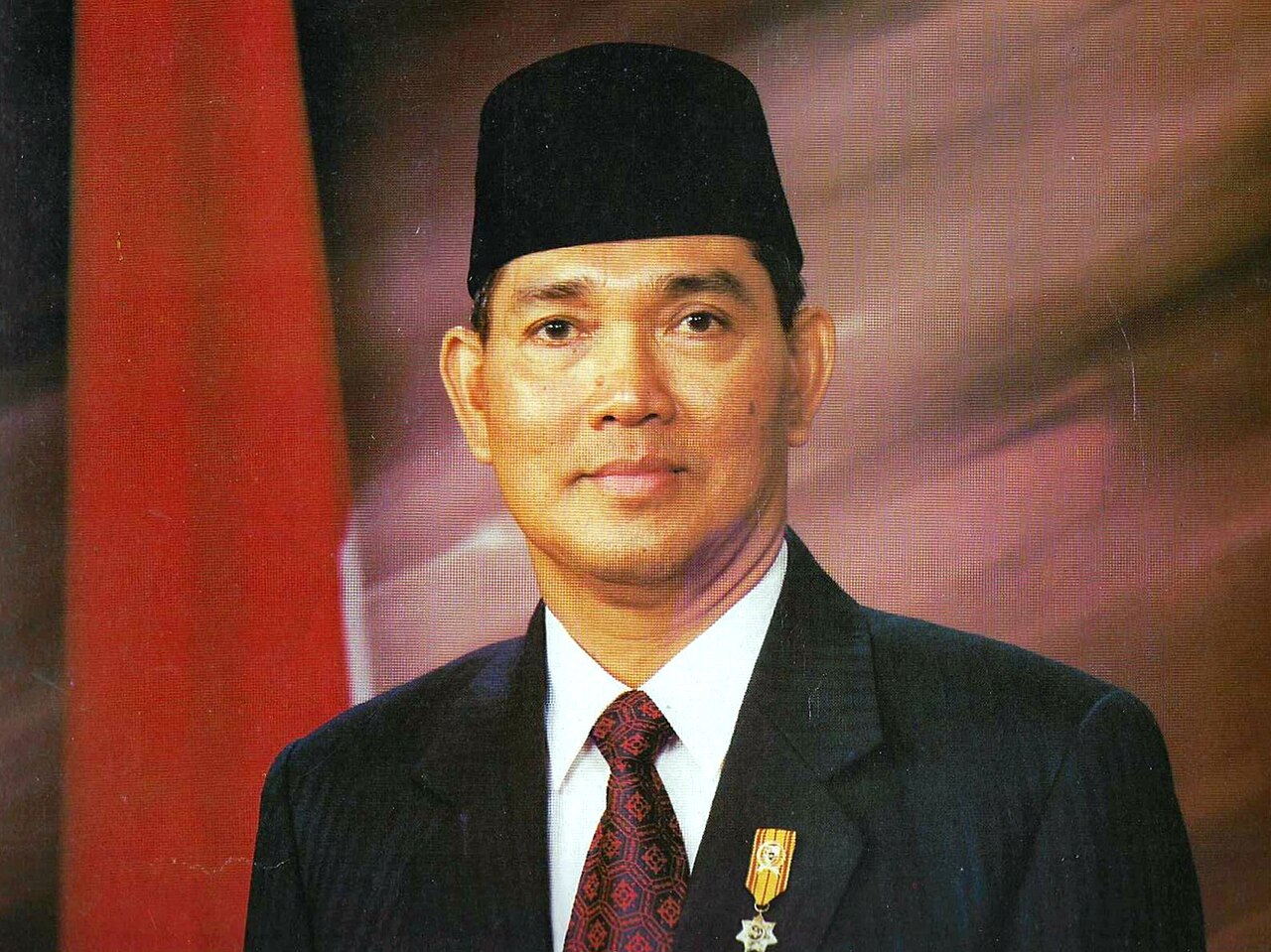 Potret Resmi Wakil Presiden Try Sutrisno selama Masa Jabatan 1993 