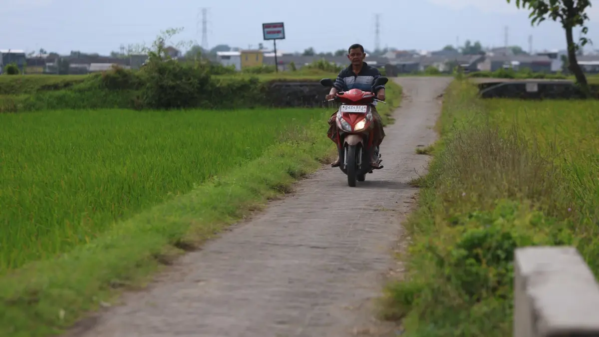 DANA CEKAK: Pembangunan infrastruktur desa seperti jalan pertanian tidak bisa lagi dilakukan tahun ini.