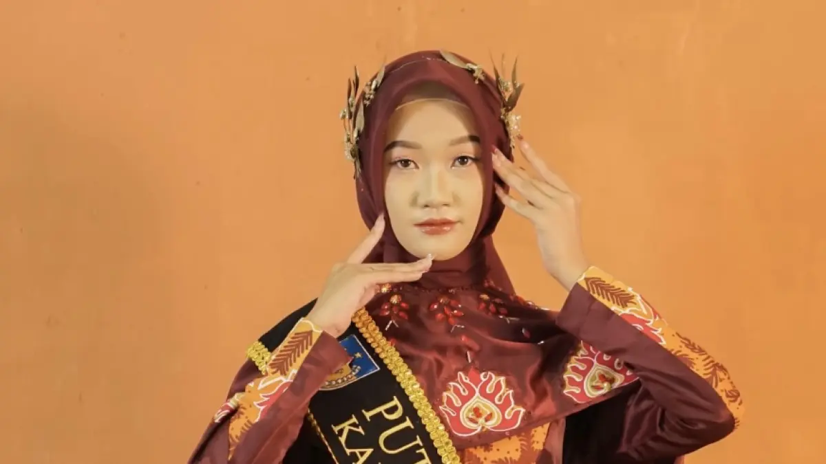 Sosok Ilzarbella Aulia Zahra Duta PP Batik Favorit Kabupaten Kediri Tahun 2025.