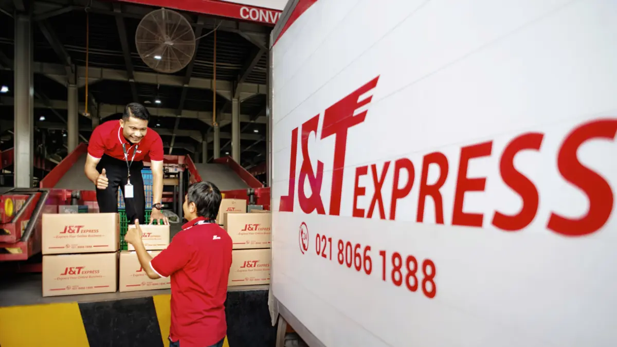 FOTO : DOK.J&TEXPRESS