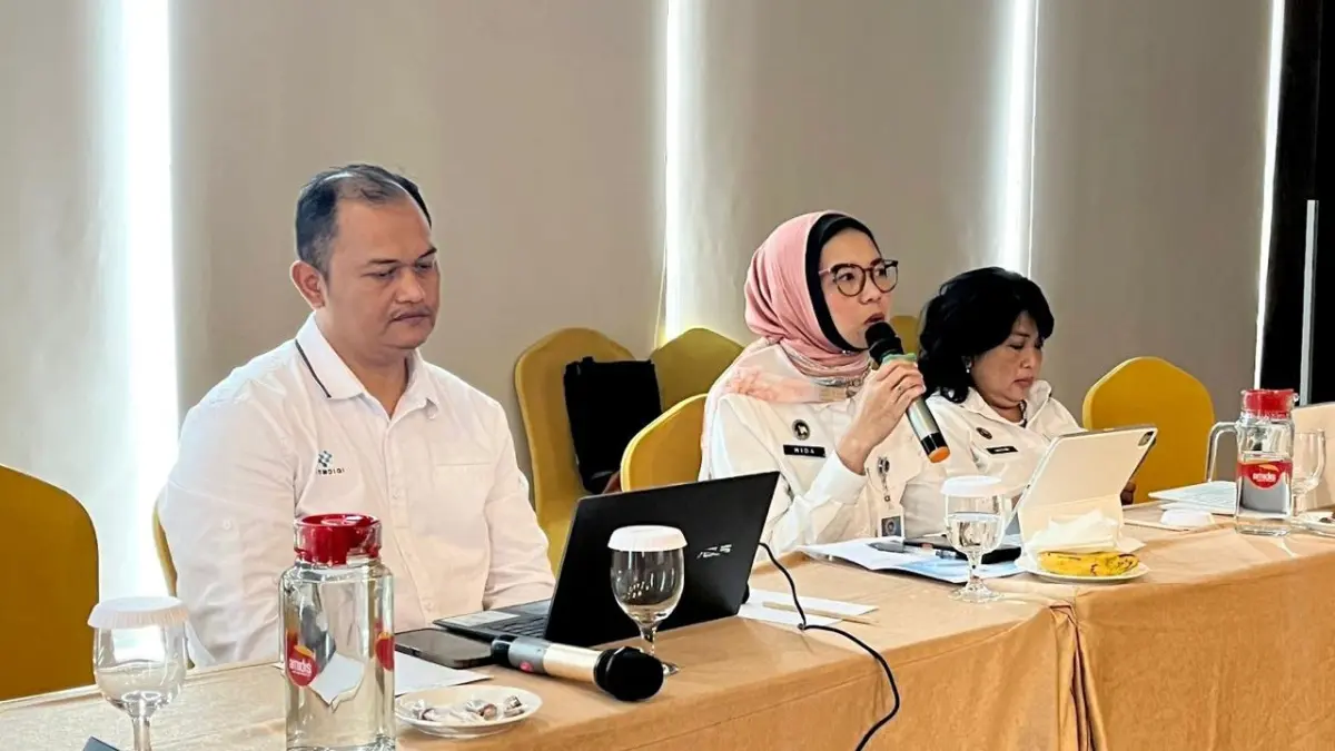 Kepala Biro Hukum dan Humas BGN, Khairul Hidayati, dalam Rapat Koordinasi Kerja Sama Komunikasi Publik MBG bersama Kementerian Komdigi di Bekasi (Sumber Foto: Biro Hukum dan Humas BGN)