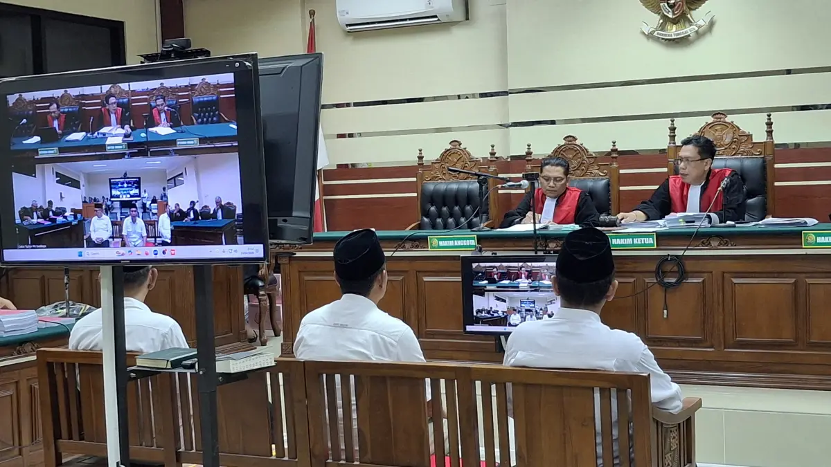 Tiga Kades Terdakwa Rekayasa Rekrutmen Perangkat Desa di Kediri Dituntut Sembilan dan Tujuh Tahun. (Asad MS)