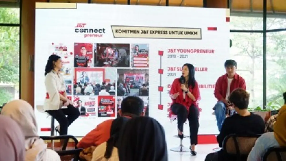 (Ka-Ki) Rizky Arief, CEO HMNS Perfume dengan Herline Septia, Brand Manager J&T Express saat berbincang mengenai program J&T Connect Preneur Goes to Campus. (foto: Dok. JnT)