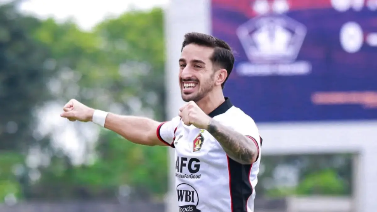 Winger Persik Kediri Ernesto Gomez.
