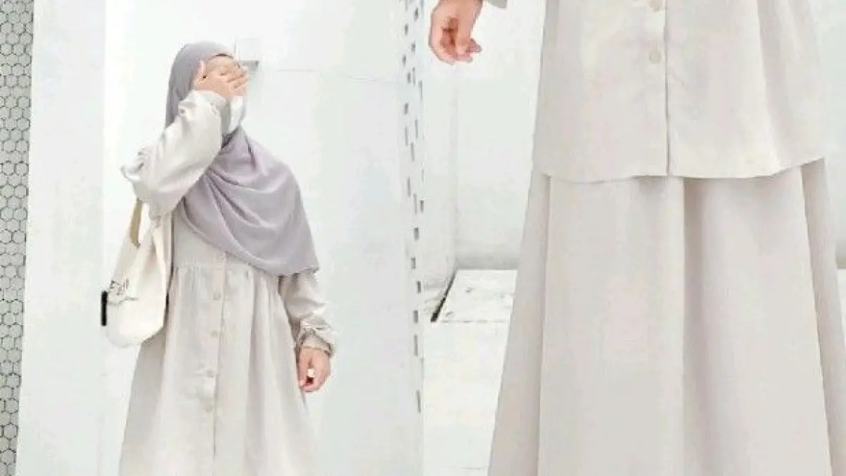 Model tunik