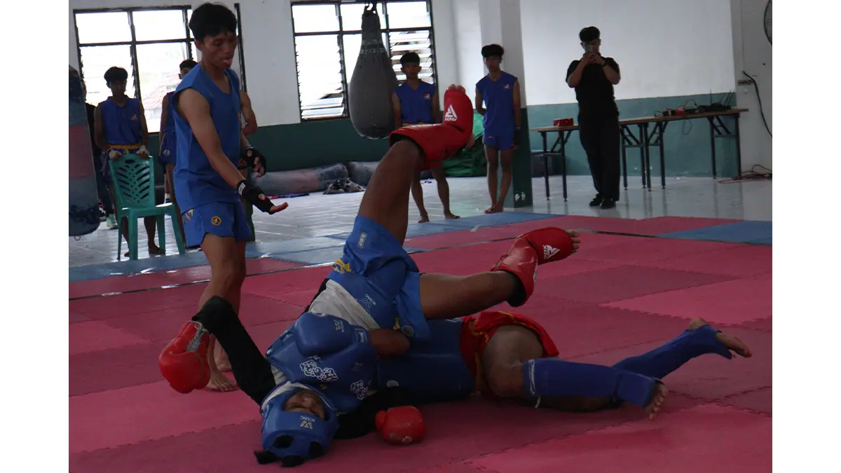 Atlet Wushu Kediri. (FOTO: Emilia/JPRK)