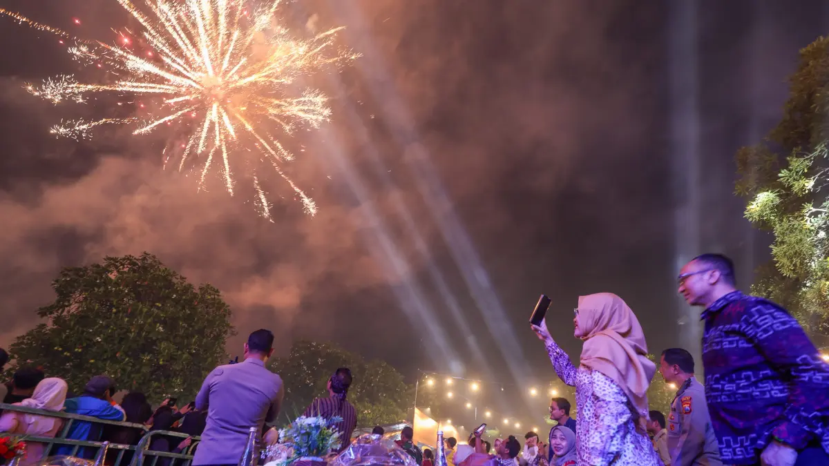 Pesta kembang menandai dibukanya Festival Kuno Kini 2026.