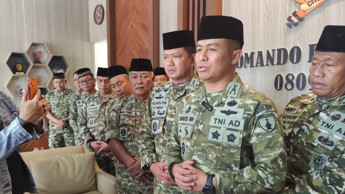 Dandim 0809/Kediri Letkol Inf. Dhavid Nur Hadiansyah memberikan klarifikasi terkait video yang viral di sosmed. (Hilda/JPRK)
