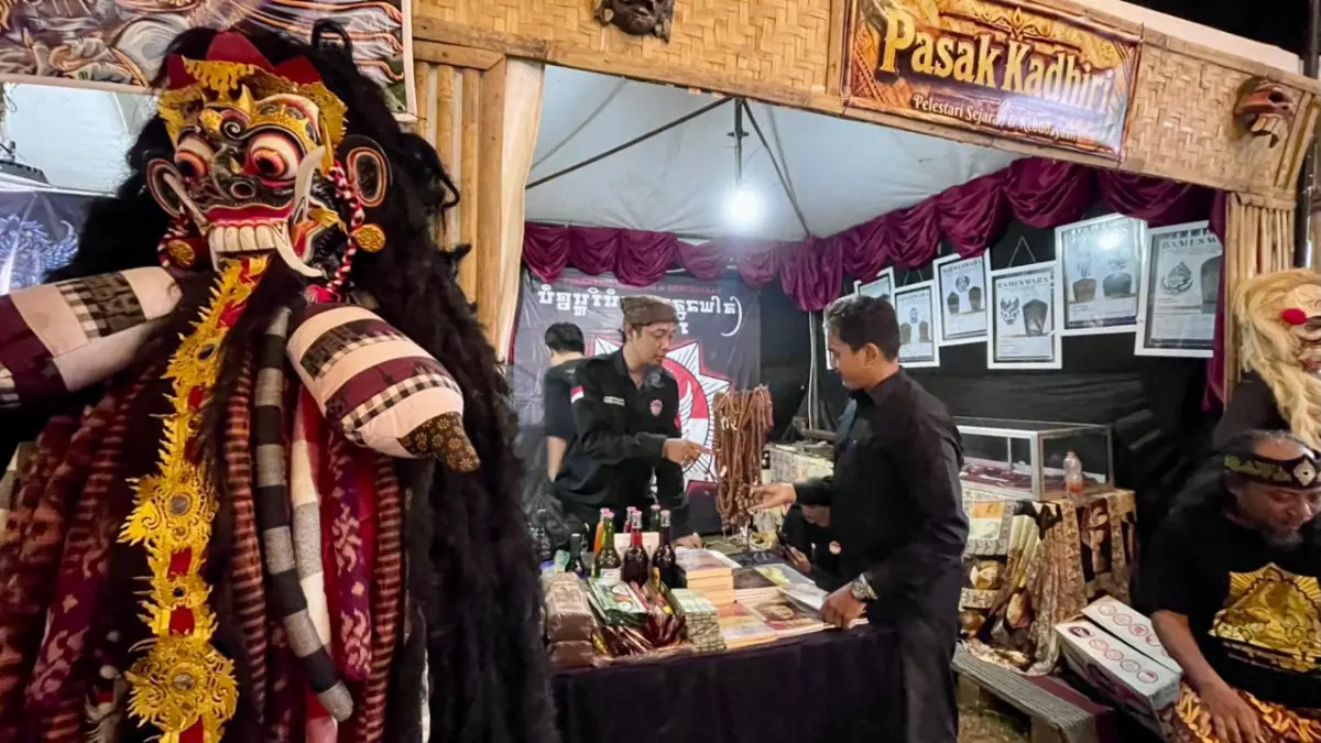 HIMALAYA AZZAHRA/JPRK
BUDAYA: PASAK Kediri menghadirkan edukasi sejarah dan budaya Kediri kepada pengunjung Festival Kuno Kini 2026.