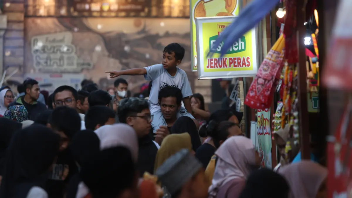 Pengunjung membanjiri Festival Kuno Kini 2026. (wahyu adji)