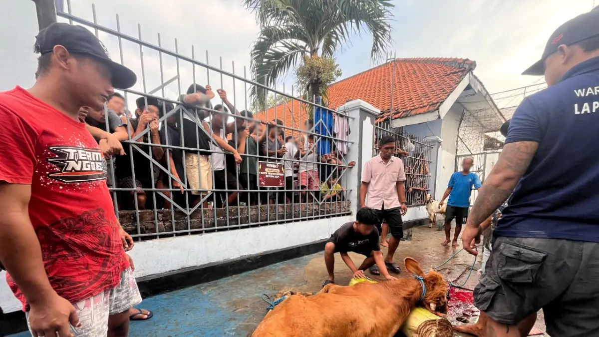 Pelaksanaan iduladha di Lapas Kelas II A Kediri. (Hilda/JPRK)