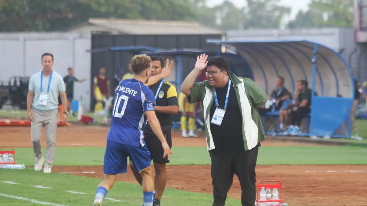 Rizza Taruna saat masih menjadi manajer tim PSIM Yogyakarta.