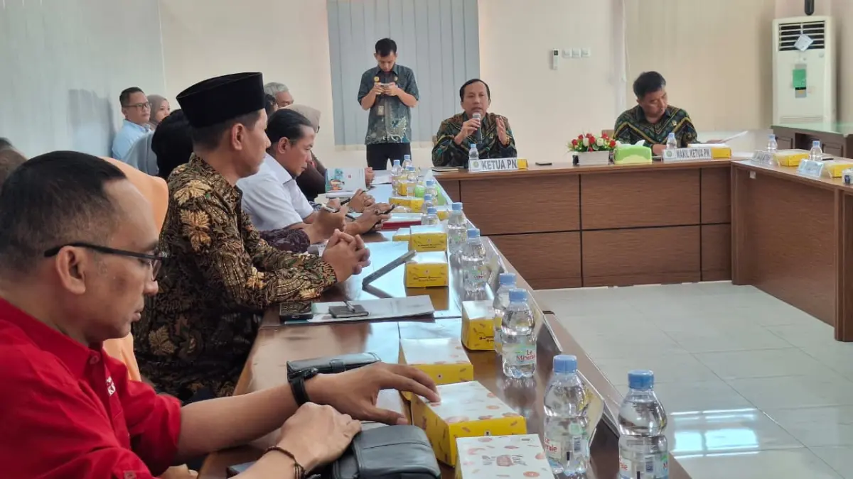 PN Kabupaten Kediri lakukan penjaringan aspirasi dari berbagai elemen. (Foto Asad MS)
