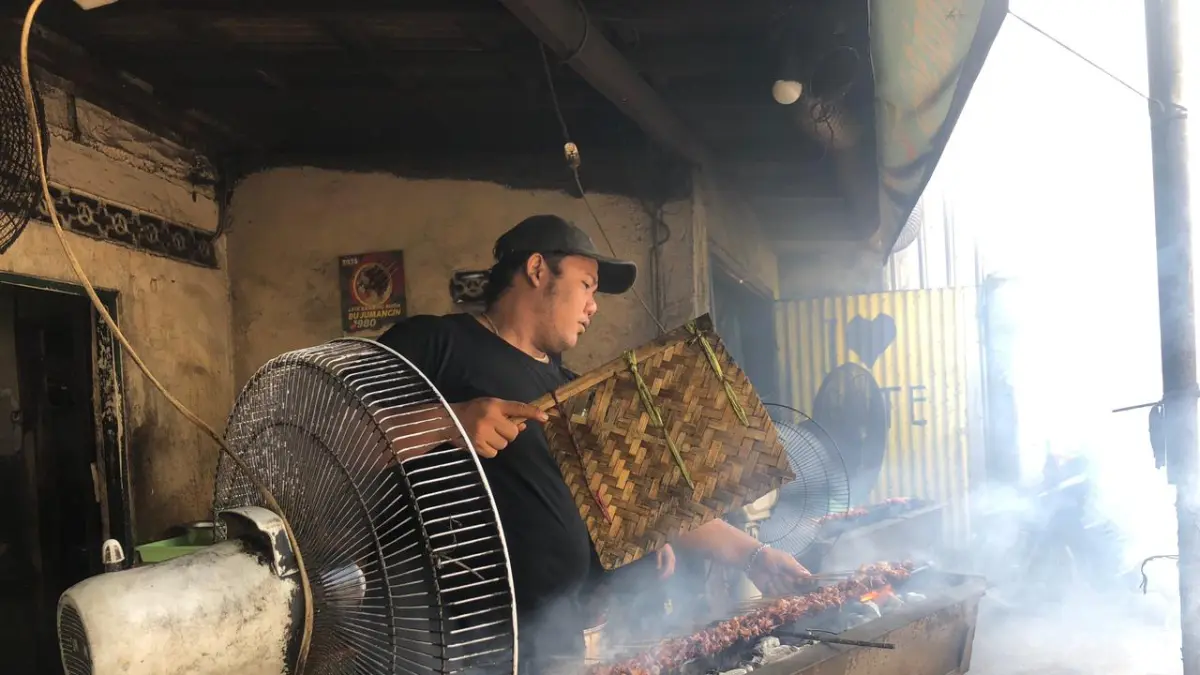 Sate kambing muda Bu Jumangin di Desa Nambaan yang legendaris sejak tahun 80an (Diana Yunita/JPRK)