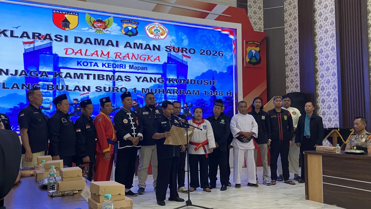 Deklarasi Damai Aman Suro di Mako Polres Kediri Kota minggu lalu. (Hilda/JPRK)