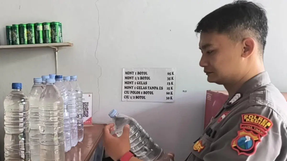 Polsek Kepung lakukan razia miras ilegal. (Foto: Polsek Kepung)