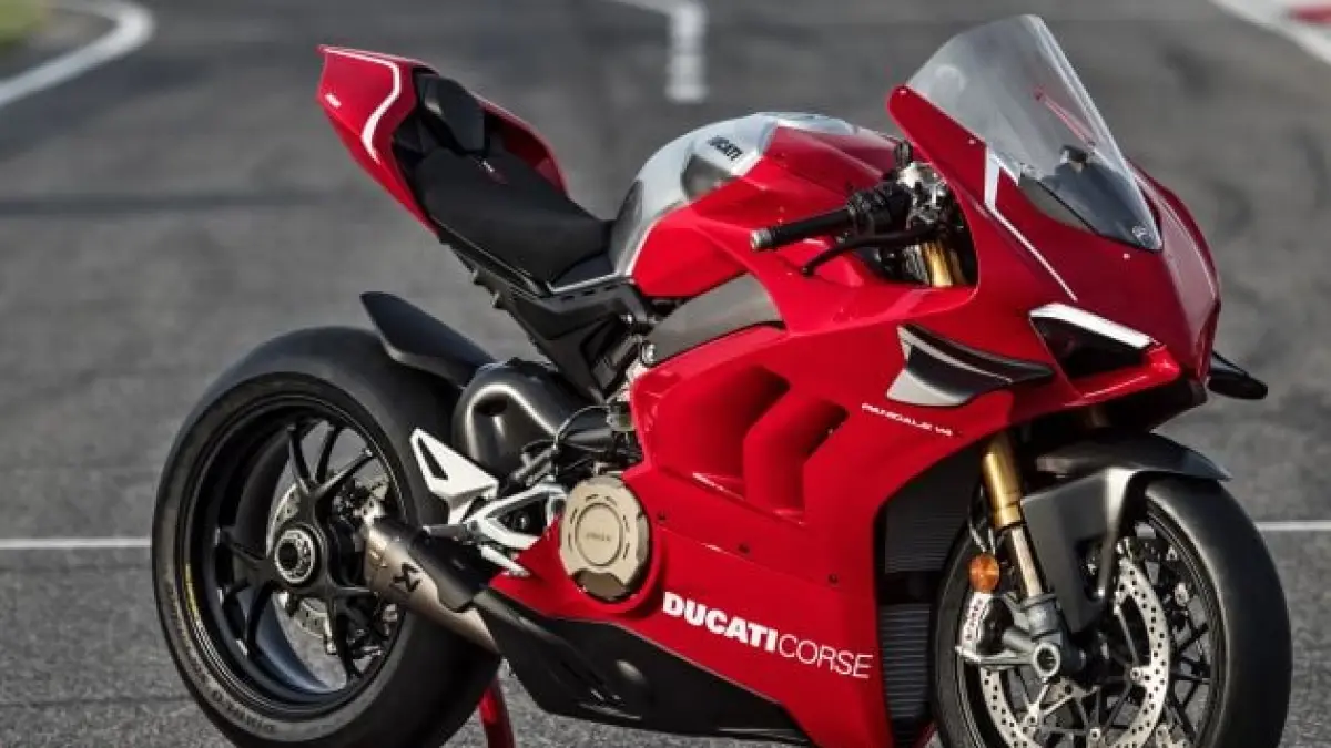 Ducati Panigale V4 Desmosedici (Sumber Foto : paultan.org)