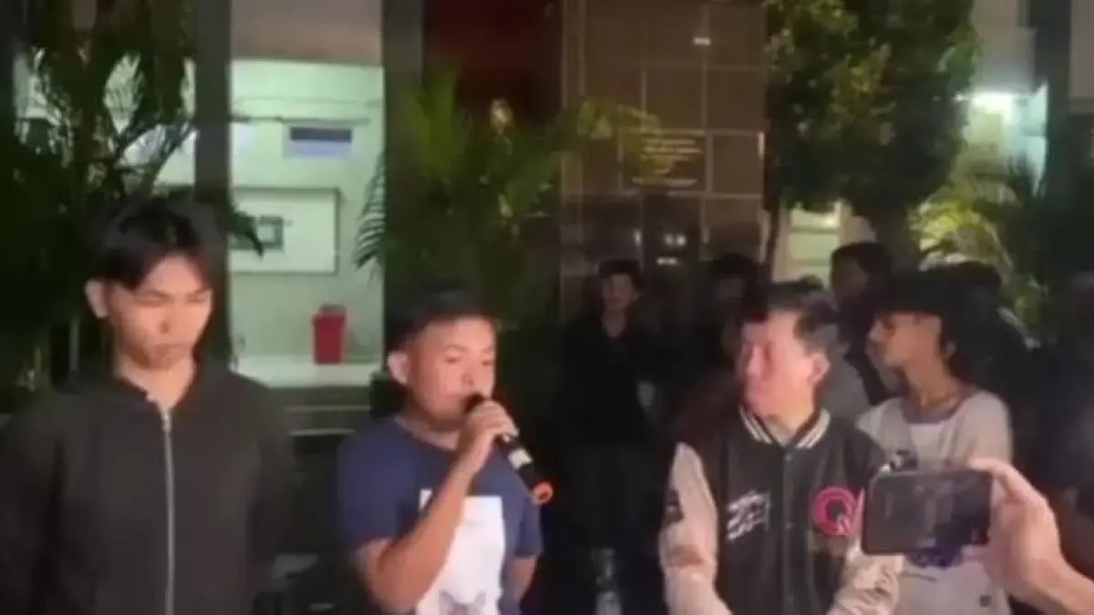 Pengakuan Mahasiswa BEM FH UBK Terima Uang Usai Bertemu Wapres Gibran (https://x.com/salam4jar)