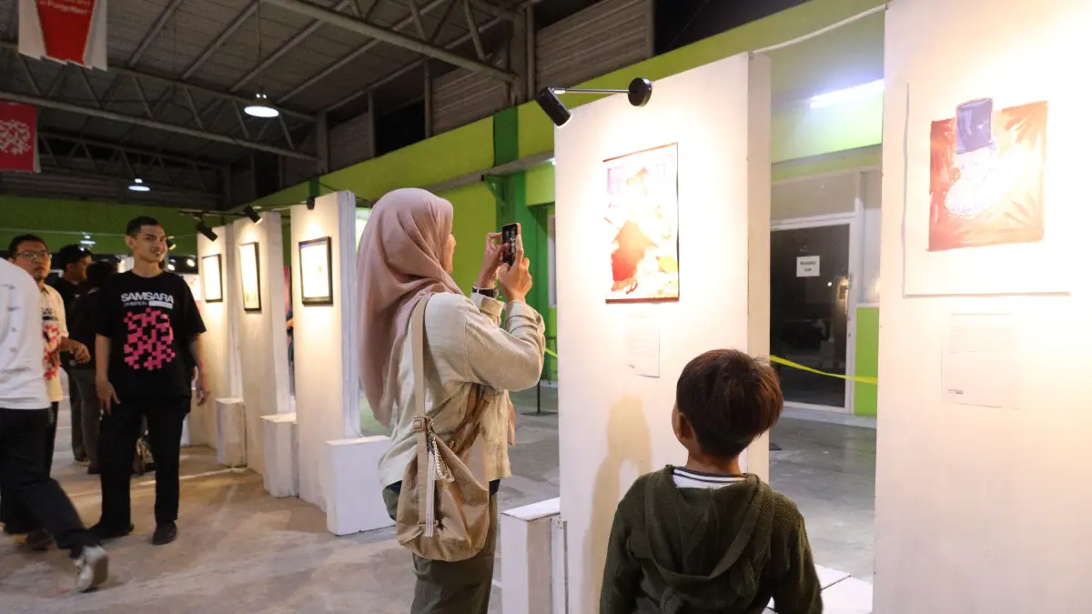 DKV Udinus Kediri Sukses Gelar Samsara Exhibition Vol. #1 di Pasar Setono Betek