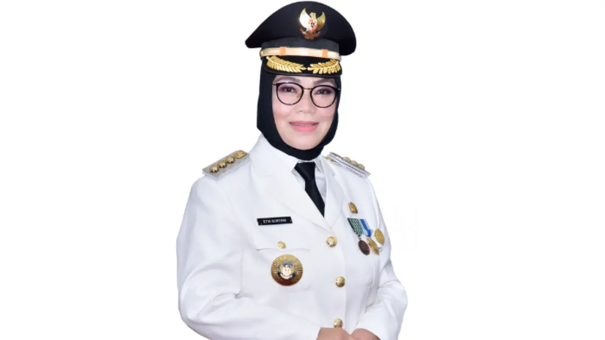 Bupati Sukoharjo Etik Suryani kena OTT KPK
