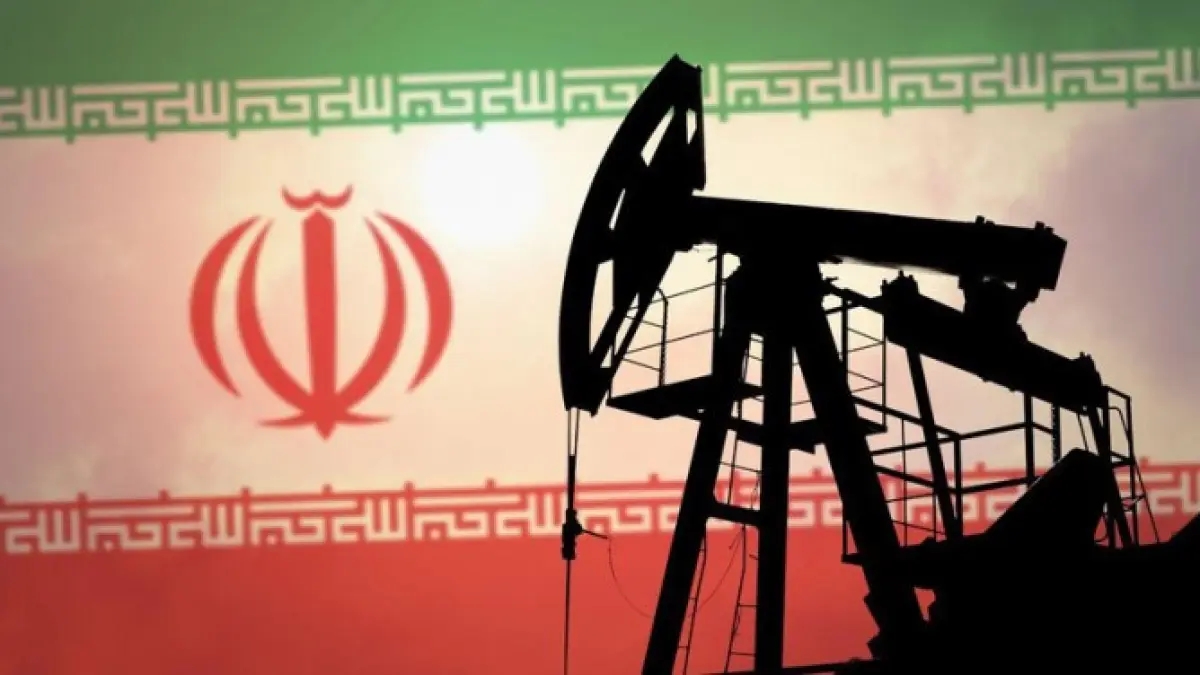 Ilustrasi industri hulu migas Iran.
