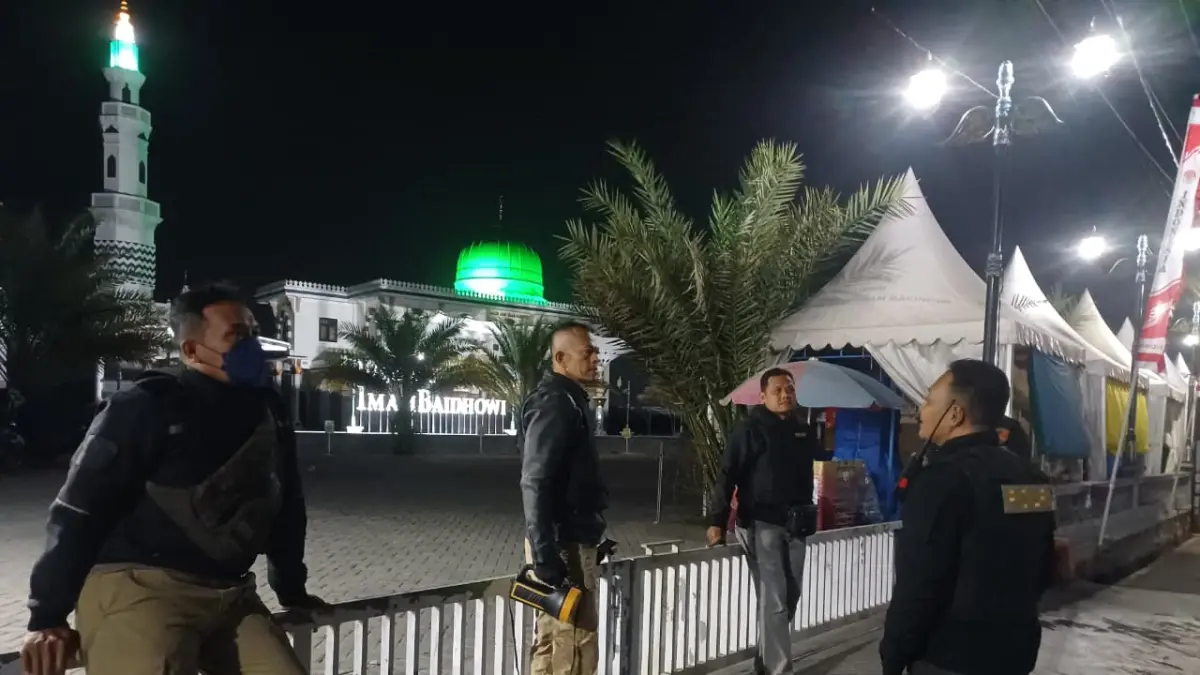 Polsek Plemahan saat lakukan patroli malam. (Foto Polsek Plemahan)