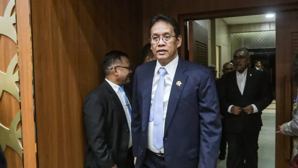 Menkeu Purbaya Yudhi Sadewa hadiri rapat kerja bersama Banggar DPR di Kompleks Parlemen, Jakarta, Selasa (14/7/2026). (Salman Toyibi/Jawa Pos)
