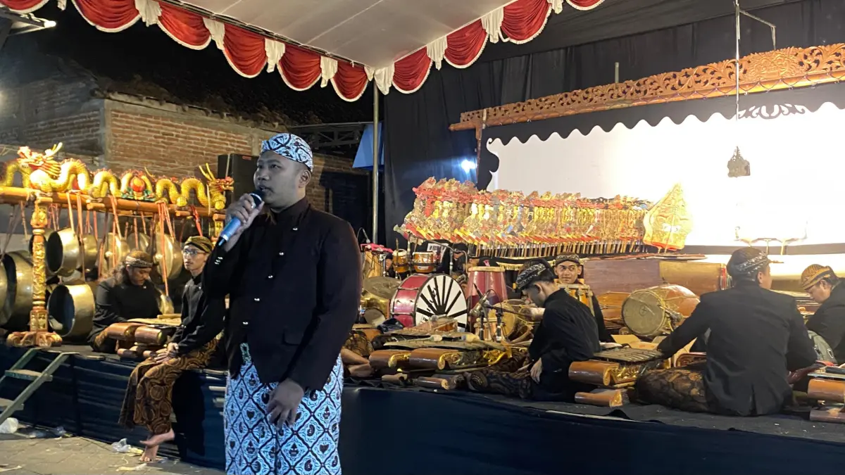 Bersih Desa di Jongbiru Gampengrejo diisi dengan kegiatan nguri-nguri budaya (Diana Yunita/JPRK)