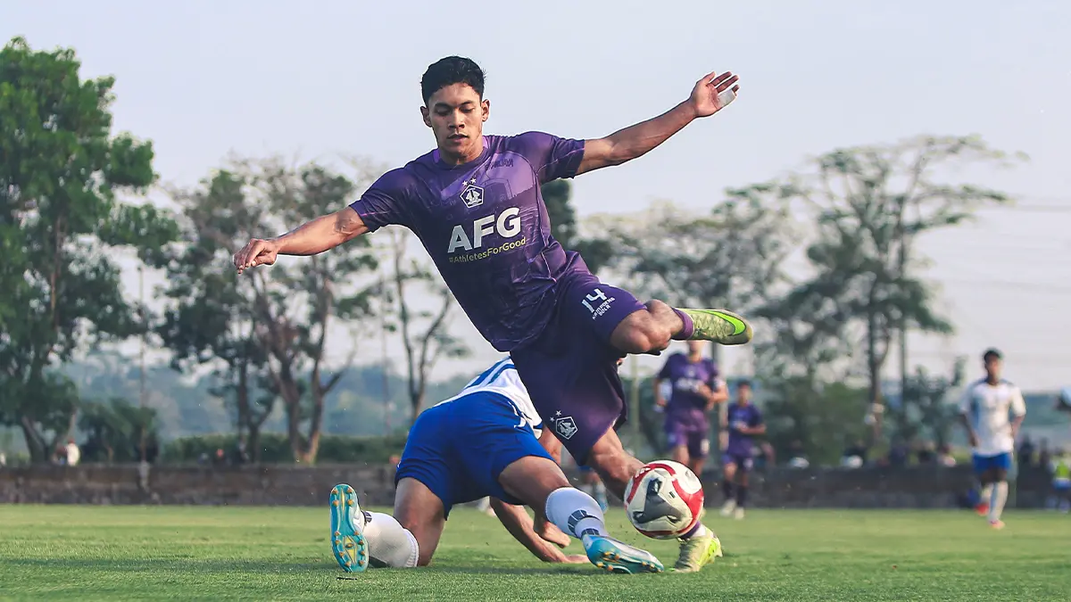 Persik Kediri saat menjalani uji coba melawan PSIS Semarang. (FOTO: Persik Kediri)