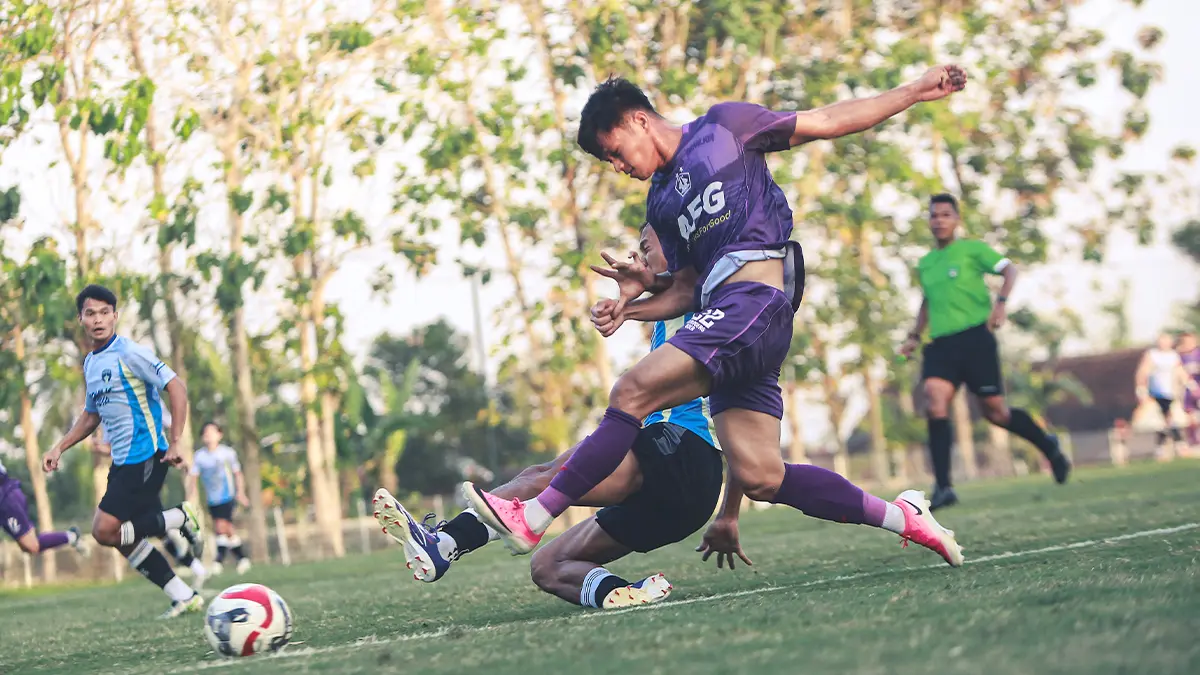 Persik Kediri saat menjalani uji coba melawan Persita Tangerang. (FOTO: Emilia/JPRK)
