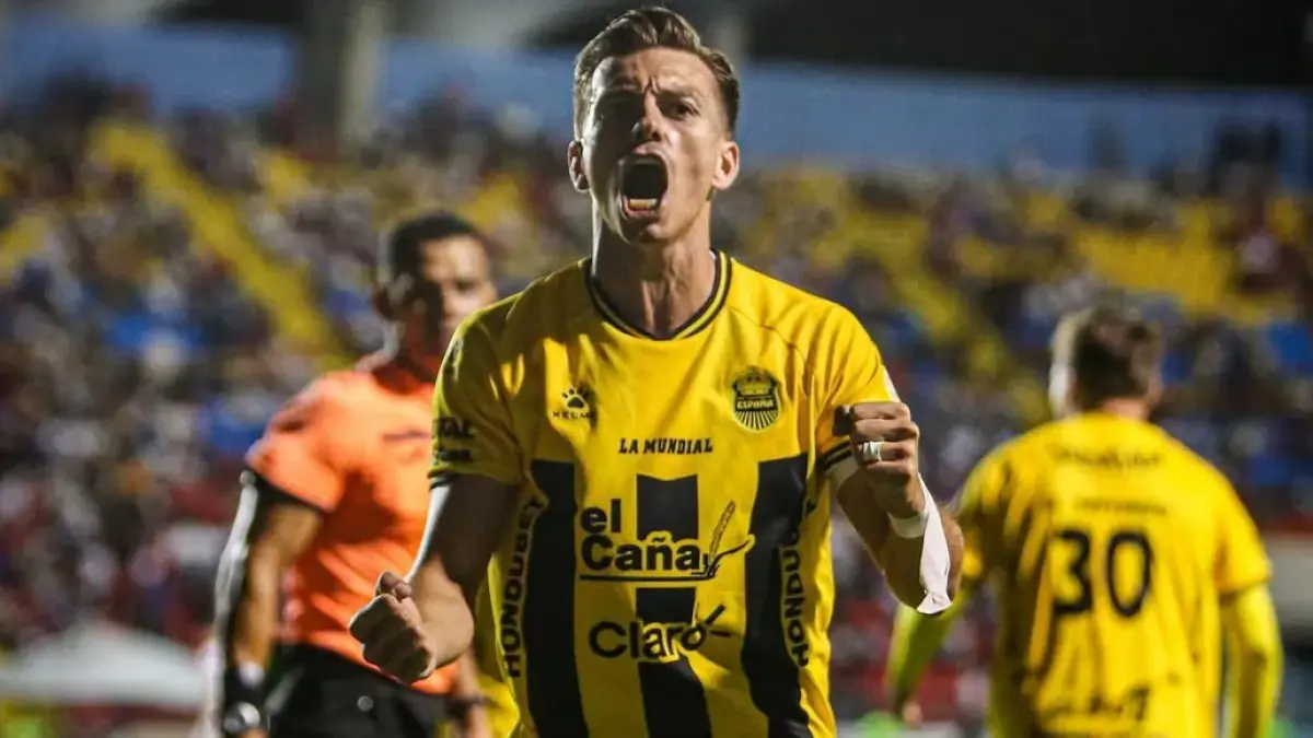Gonzalo Ritacco kembali dikaitkan dengan Persebaya Surabaya. Gelandang serang asal Argentina ini disebut masuk radar Green Force untuk memperkuat lini tengah musim ini. (Dok. Gonzalo Ritacco)