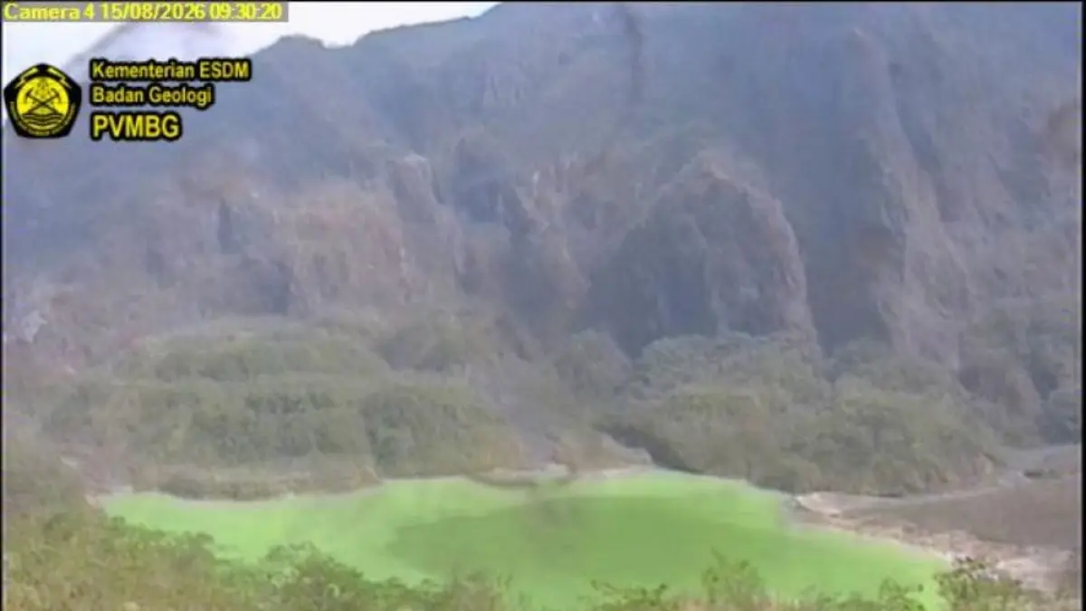 Pantauan visual Kelud oleh PVMBG
