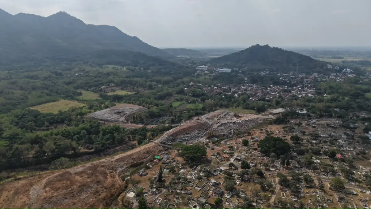 Area Tempat Pembuangan Akhir (TPA) Klotok, Kota Kediri difoto dari angkasa. Hanya sampah  residu yang boleh dibuang di tempat ini. Yang lain harus dipilah sejak  dari rumah tangga./Foto: Wahyu Adji F