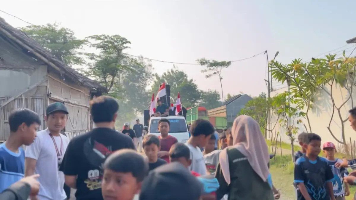 Jalan sehat di Desa Tanjung yang berlangsung meriah. (Foto Pemdes Tanjung)