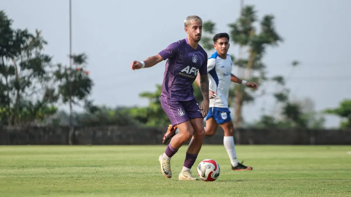 Ernesto Gomez, pemain asing Persik Kediri. (FOTO: Persik Kediri)