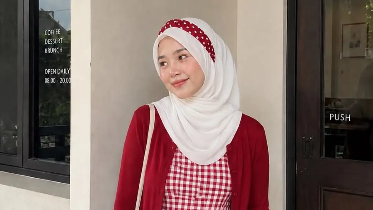 Mix and match outfit kemeja kotak-kotak yang bisa kamu tiru. (Sumber : Pinterest)