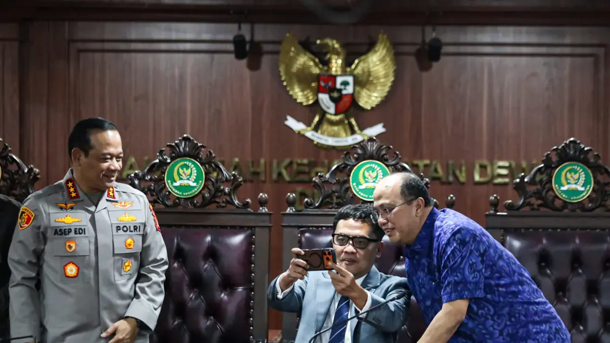 PT Bank Mandiri (Persero) Tbk akhirnya mencabut pembekuan rekening milik Supriyono alias Botok, Koordinator Aliansi Masyarakat Pati Bersatu (AMPB).&nbsp; (Foto: Jawa Pos)