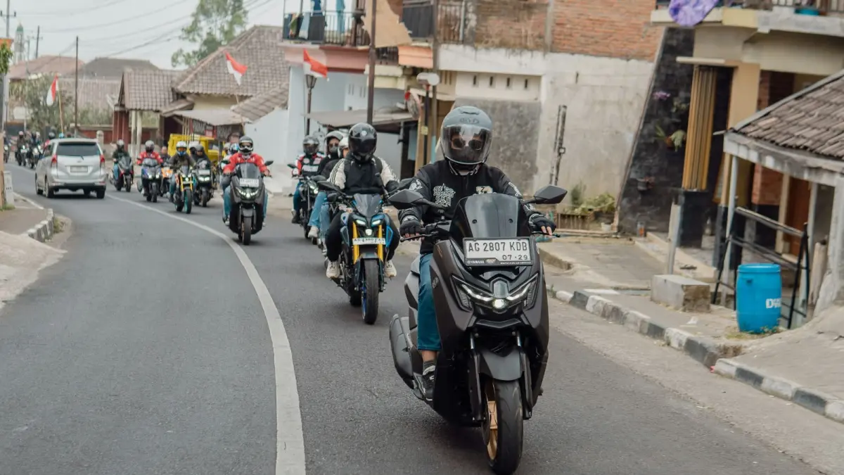 Yamaha dan YRFI Jatim Gelar Touring Kemerdekaan Blitar–Bromo