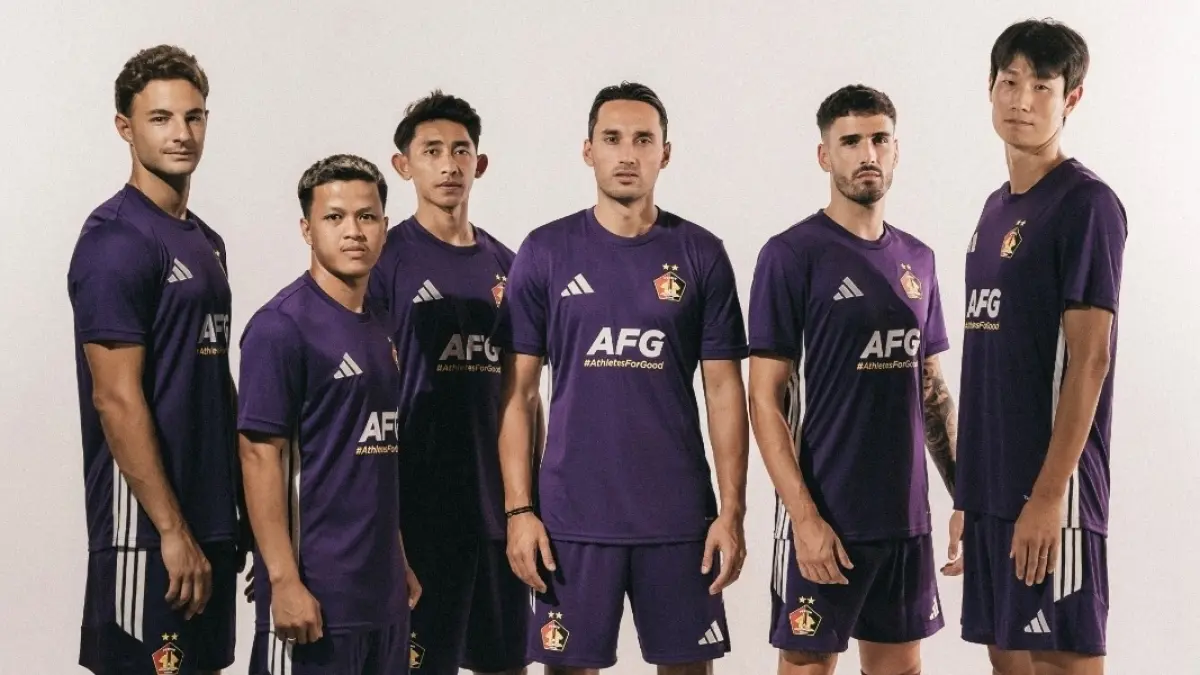 Skuad Persik Kediri dengan jersey terbaru. (PERSIK KEDIRI)