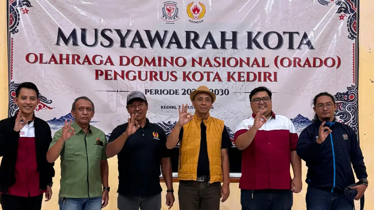Pengurus KONI Kota Kediri bersama Pengcab Orado Kota Kediri. 
